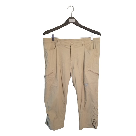 Eddie Bauer Pants - Eddie Bauer Khaki Capri Pants Women's Size 12 36 Inseam 21 in